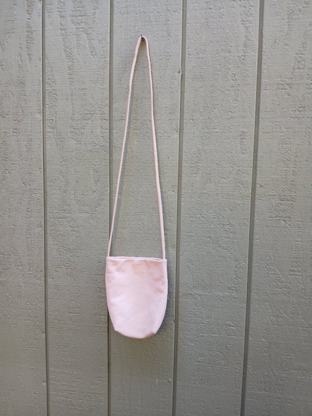 BAGGU Pink Leather Crossbody Small Bag Purse Made in USA Soft Pebbled Blush